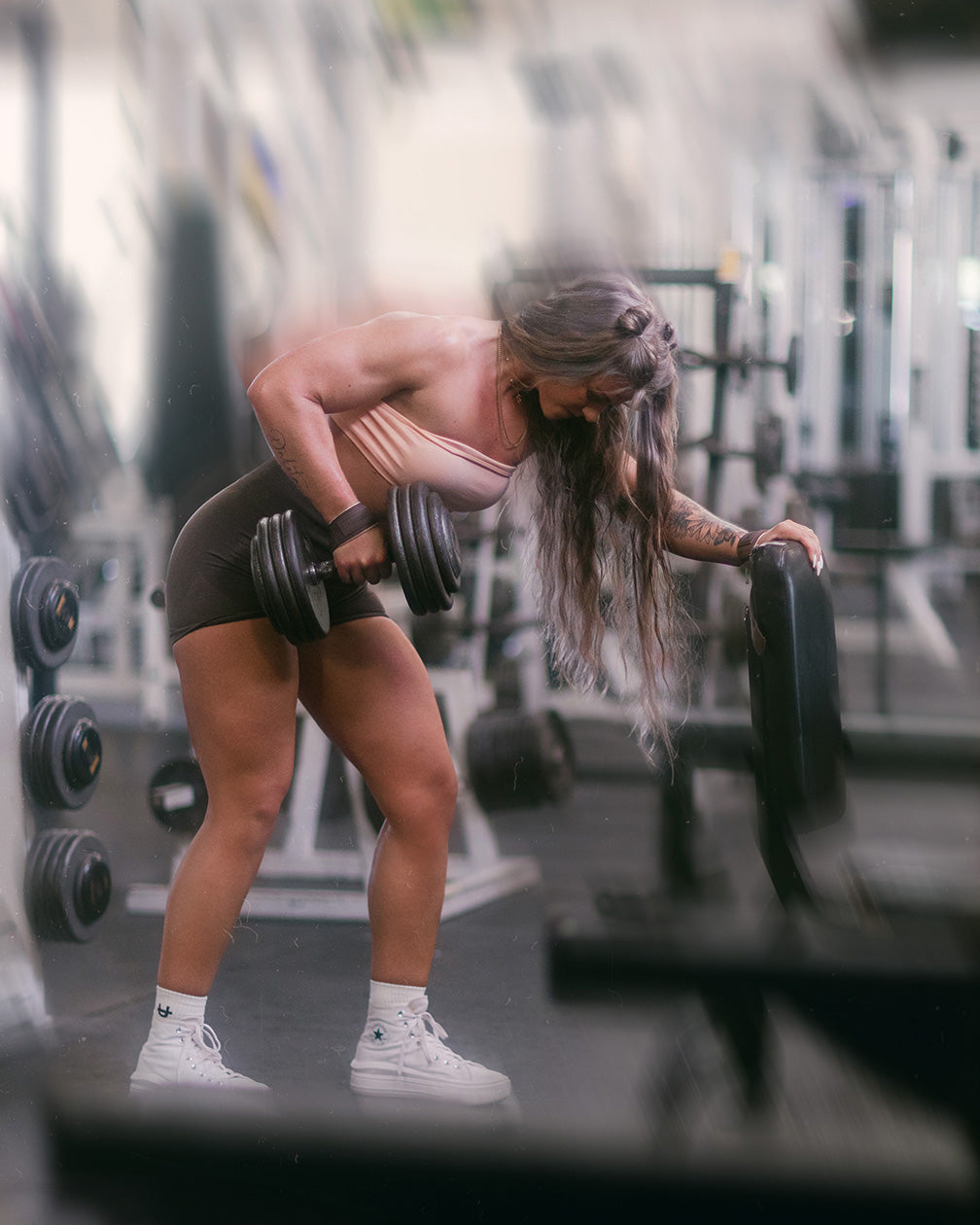 woman doing unilateral exercises